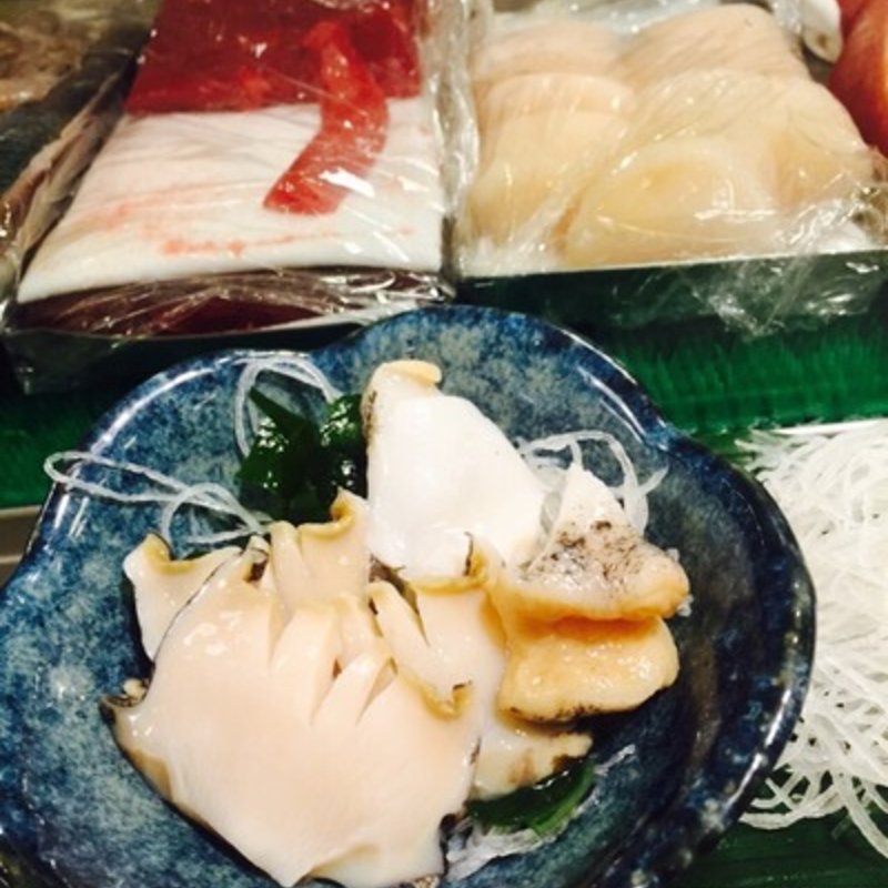 蝦夷アワビ(はこだて鮨金総本店 東京銀座店 （はこだてすしきんそうほんてん）)