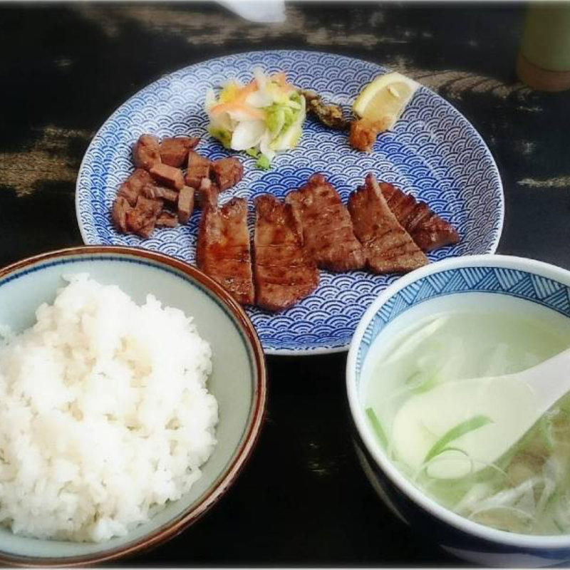 極上牛たん焼定食　(まるたん )