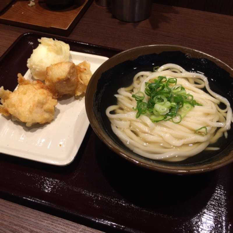 冷やかけに鳥天と玉子天(香川一福 神田本店)