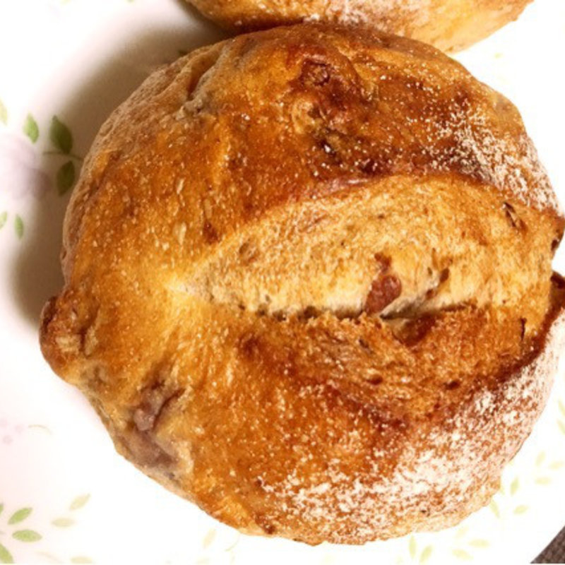 クランベリーとくるみのカンパーニュ(白殻五粉)