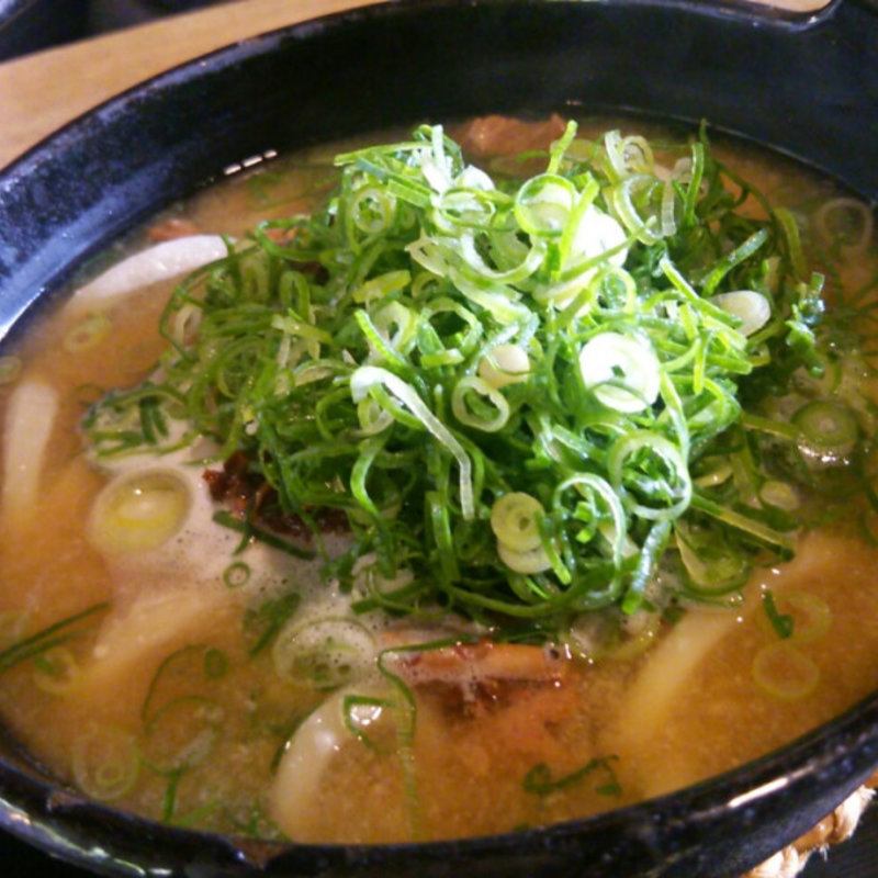 酒粕すじうどん(うどん専門店八間蔵)