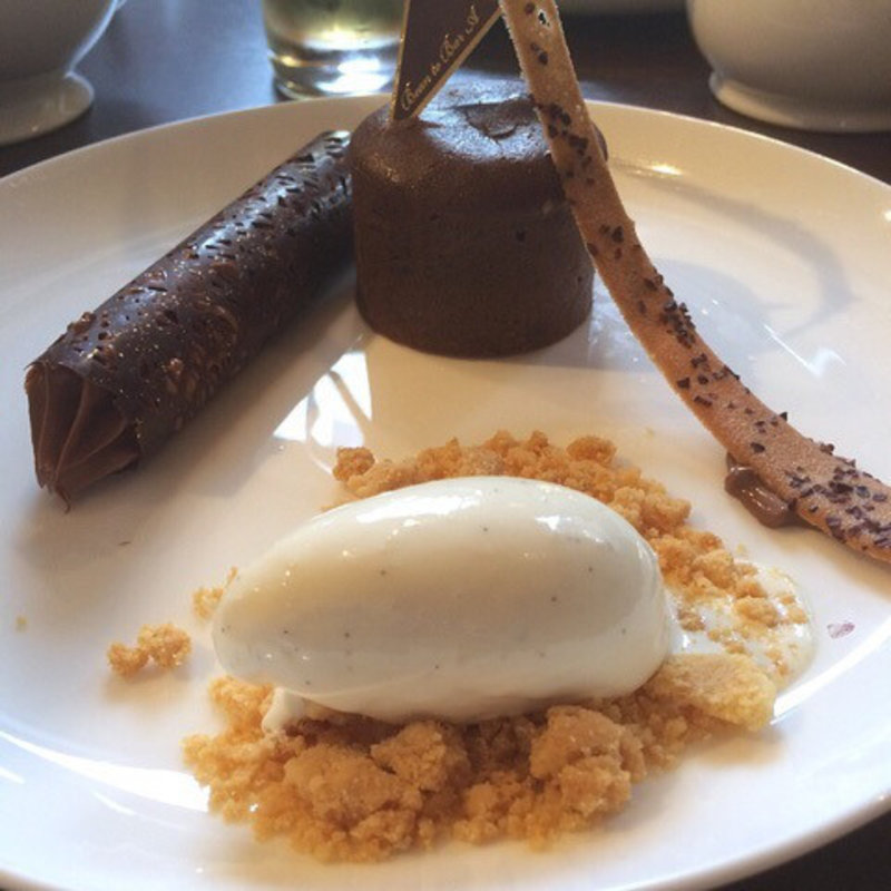 チョコレートデザート(プレスキルショコラトリー 本店 （PRESQUILE chocolaterie）)