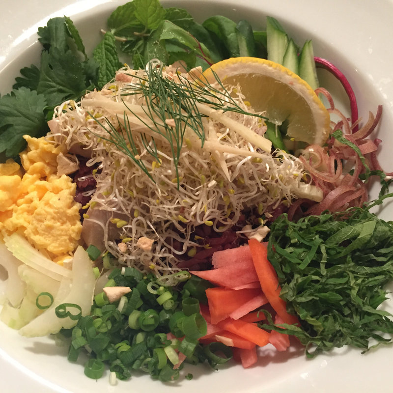 桑茶鶏と15種ハーブのライスサラダ(ゼロ カフェ 渋谷店 （0-zero cafe）)