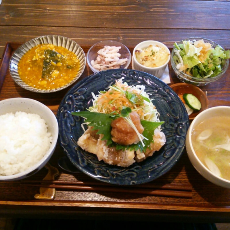 ユズノハごはん(食堂カフェ YUZUNOHA)