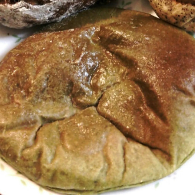 抹茶クリームパン(パンやきどころ RIKI)