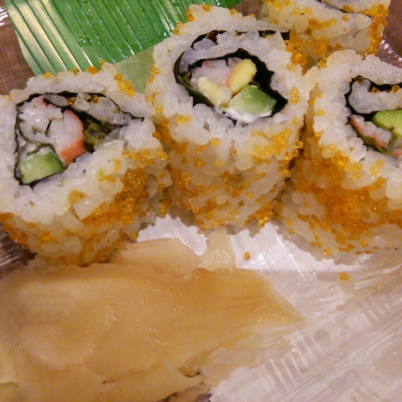 サラダ巻き寿司(すし割烹 翁鮨)