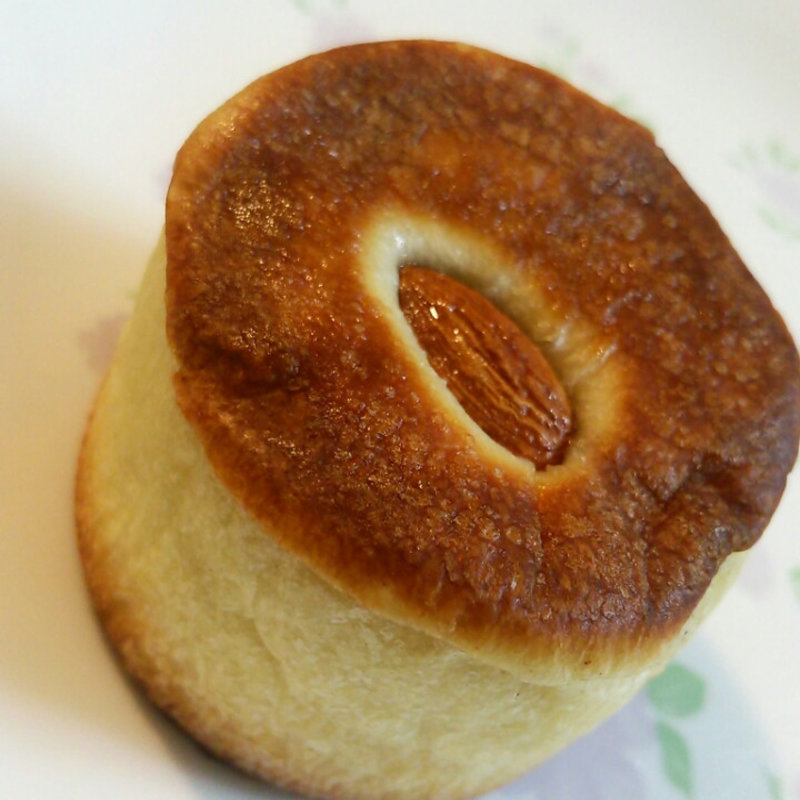 ラムレーズンのチョコクリームパン(ココロノ ベーカリー （cocorono bakery）)