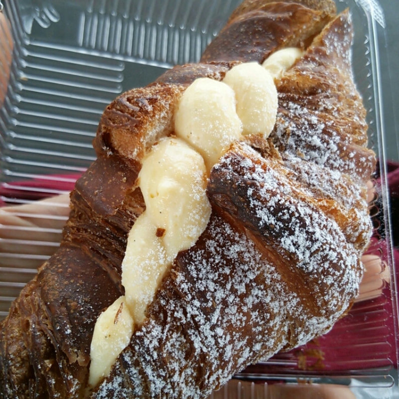 クリームクロワッサン(たま木亭 )