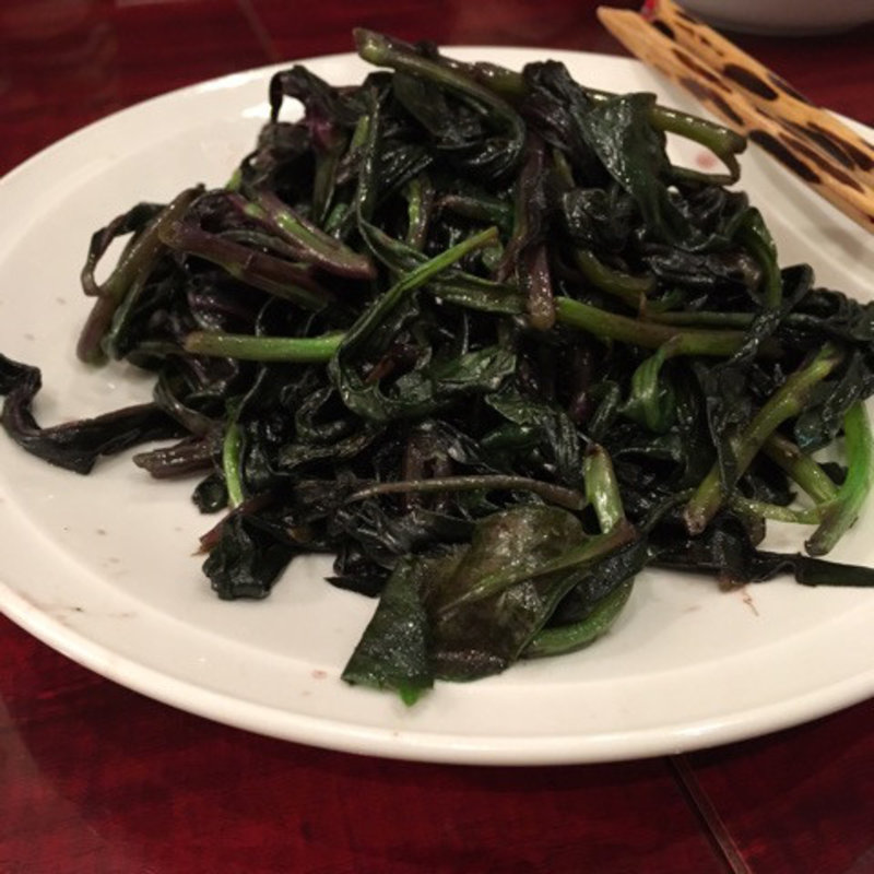 加賀野菜の金時草の炒め(龍口酒家 本店)