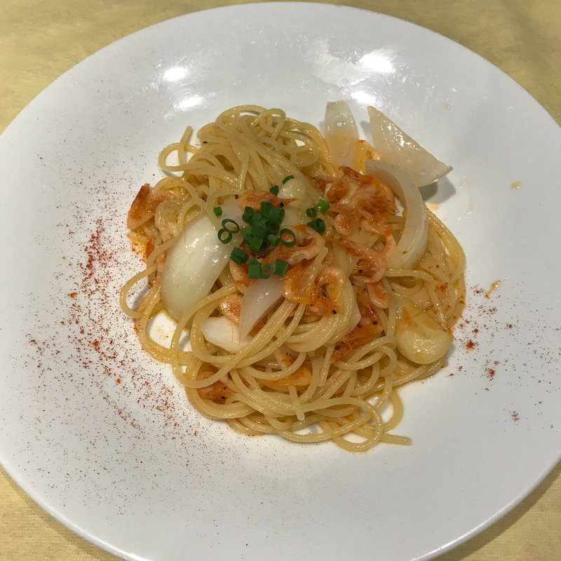 桜エビと新玉ねぎのパスタ(リストランテ アントン)