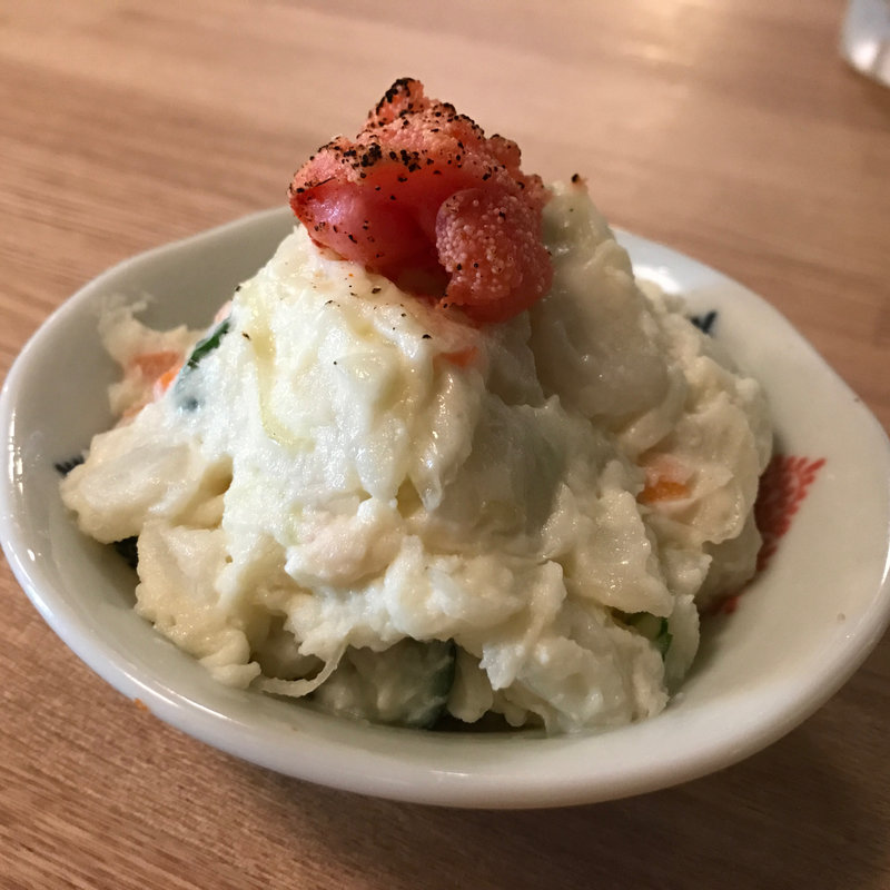 ポテトサラダ明太子乗せ(大衆食堂 BEETLE)