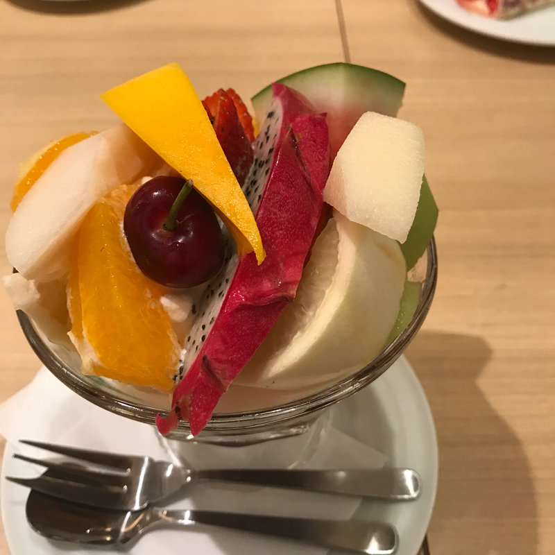 フルーツみつ豆(果実園 リーベル 新宿店)