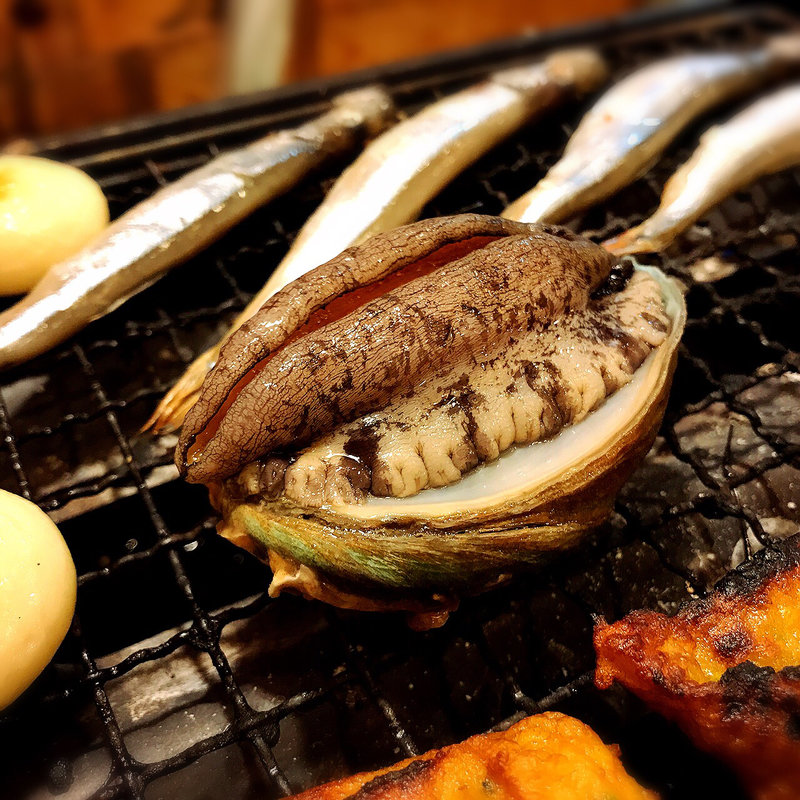 活あわび 踊り焼きバター添え(磯丸水産 恵比寿西口店)