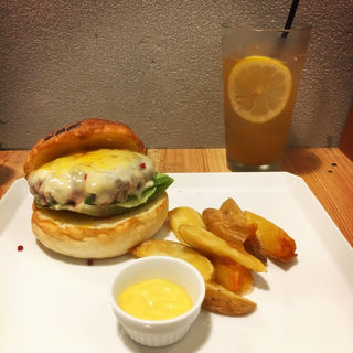 レモンバーガー フリットフライセット(jagbar potato & hanburger)
