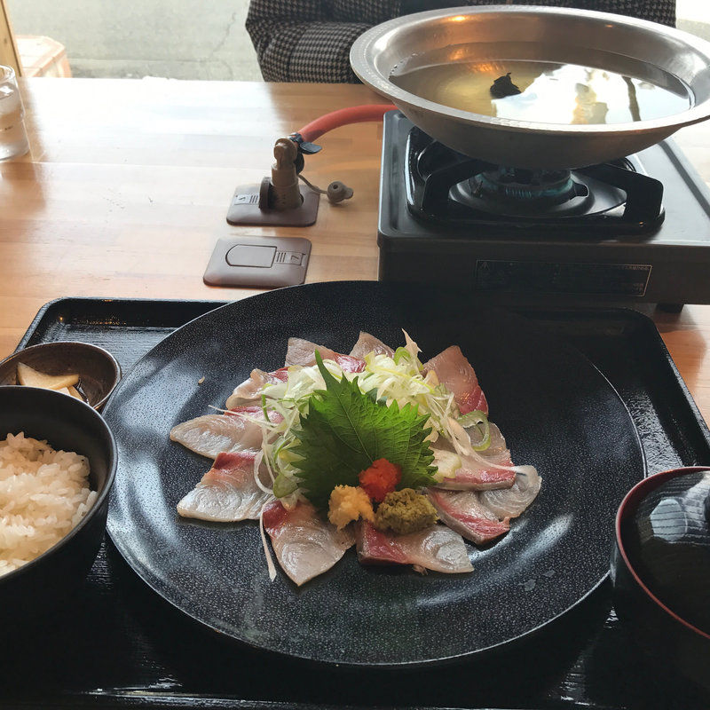 ブリしゃぶ定食(いわて三陸水産組合 )