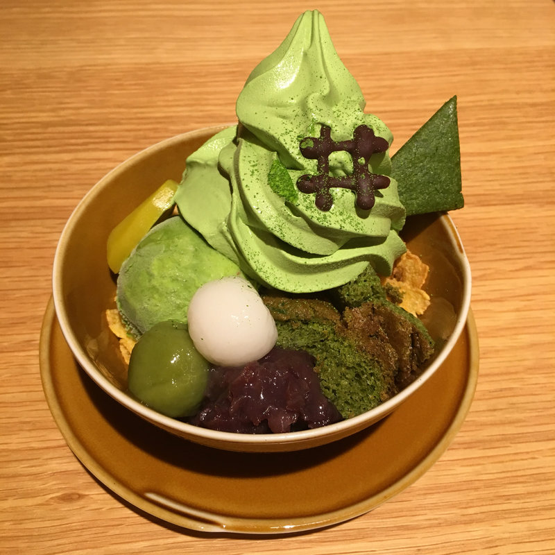 贅沢抹茶パフェ(イヅツカフェ （IZUTSU CAFE）)