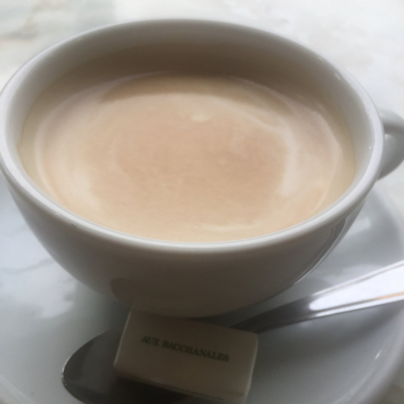 カフェラテ(AUX BACCHANALES GINZA（オーバカナル 銀座）)