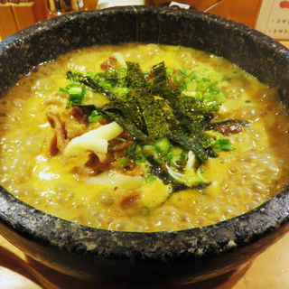 肉スペシャル石鍋カレーうどん(咖喱饂飩たちばな)