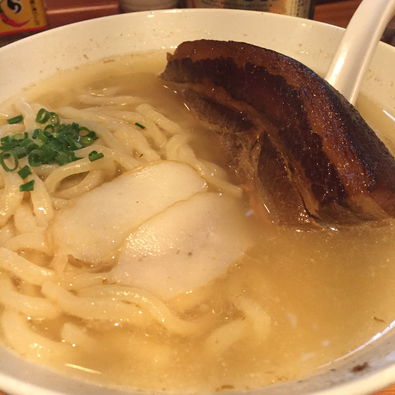 ラフテーそば(沖縄食堂 瀬戸海人 （オキナワショクドウ セトウミンチュ）)