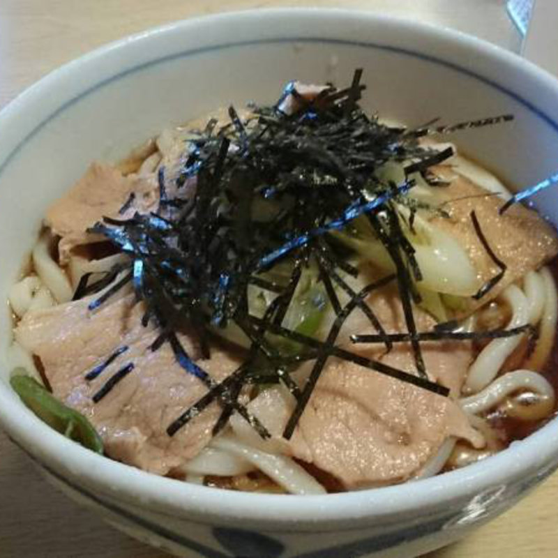 冷やし肉うどん(中盛り)(笹川食堂 )