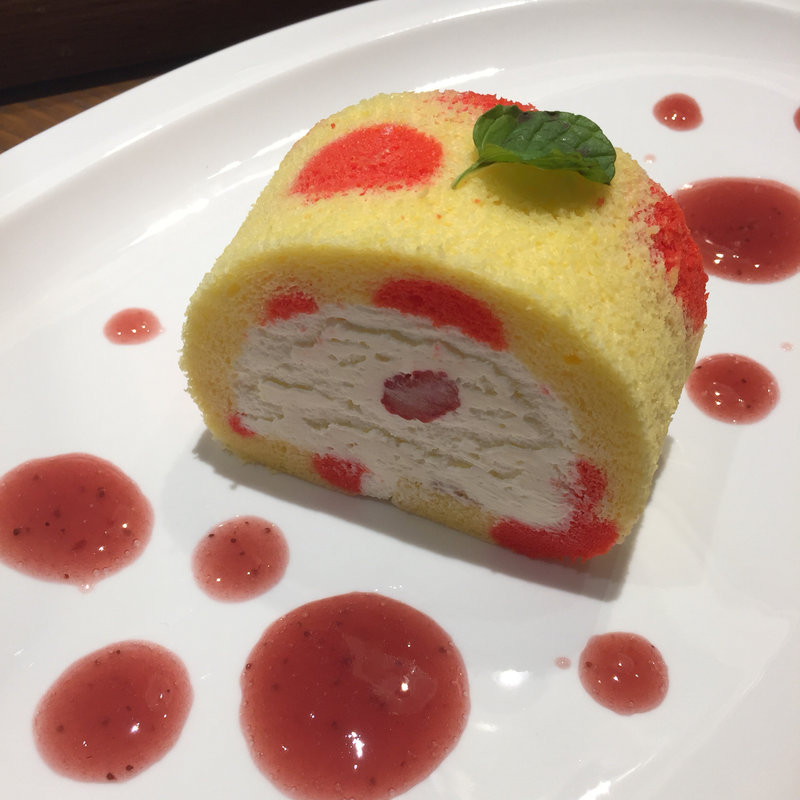 ロールケーキ(ノースショア ミュージアムカフェ 京都)