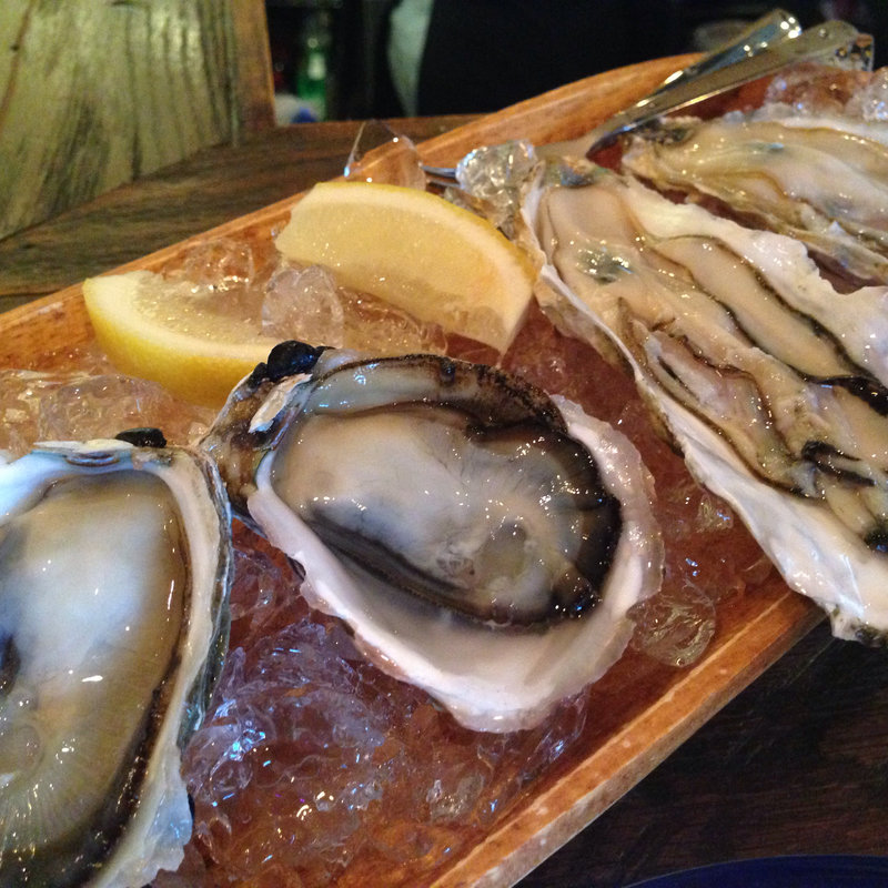 生牡蠣(オイスタバー桔梗)