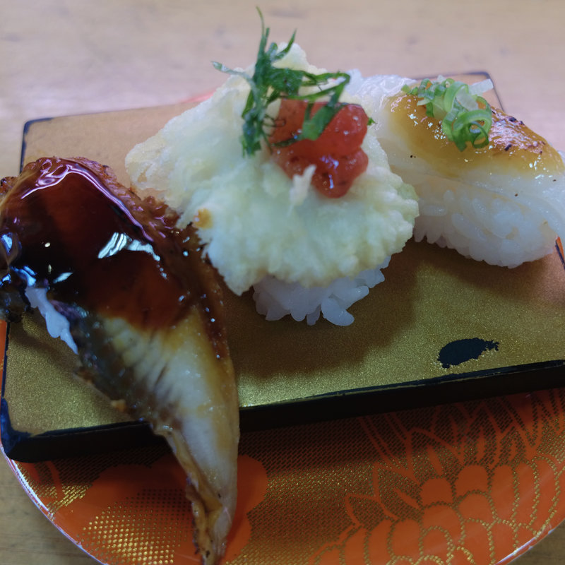 食べ比べ三種盛(うなぎ、ハモの天ぷらにぎり、炙りえんがわ田楽)(寿しまどか 東開店 )