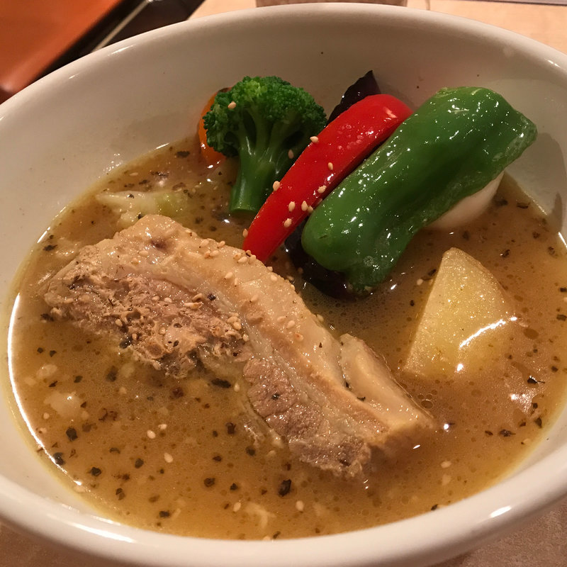 角煮と野菜のスープカレー(シュクル 自由が丘店)