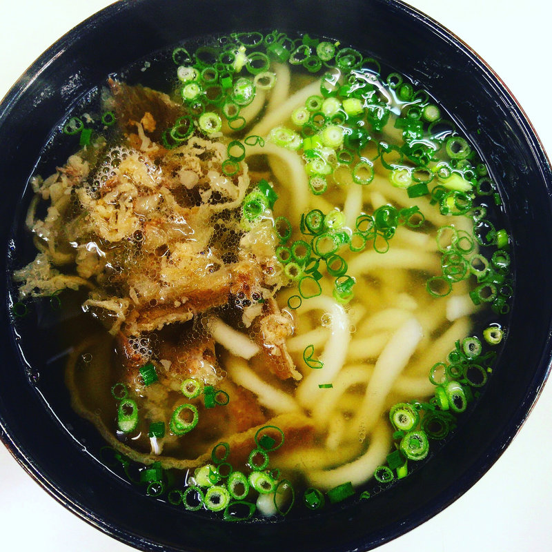 肉うどん(うどんの天水)