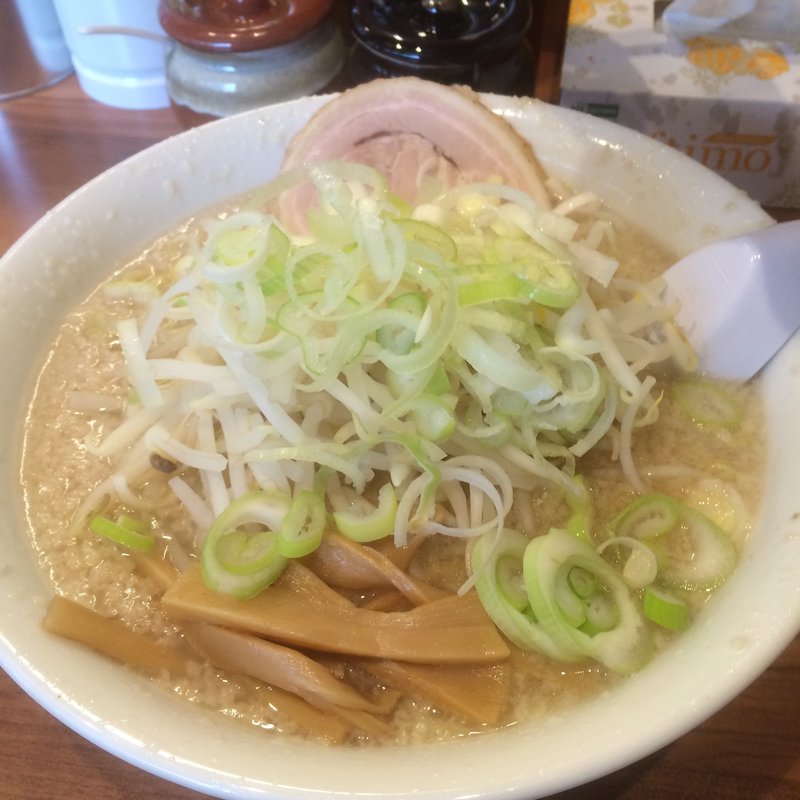 しょうゆラーメン 大盛(なりたけ 池袋店)