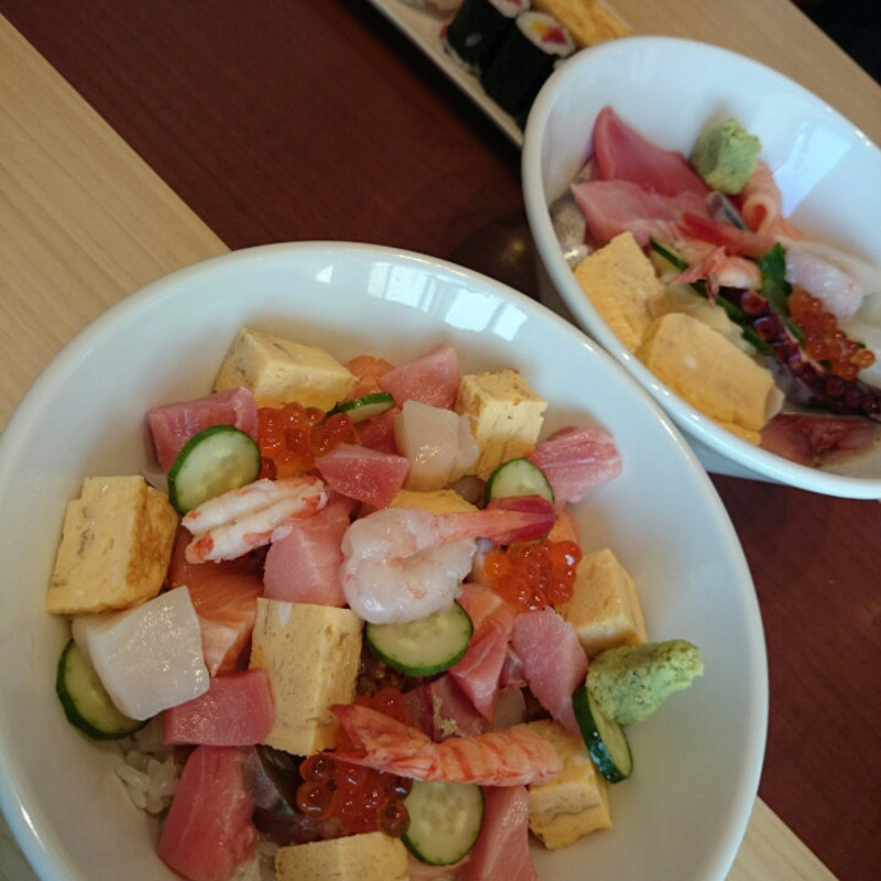 彩バラちらし(鮨・神谷)