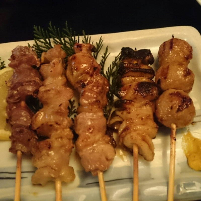 焼鳥盛合せ(まとい駒 新橋本店)