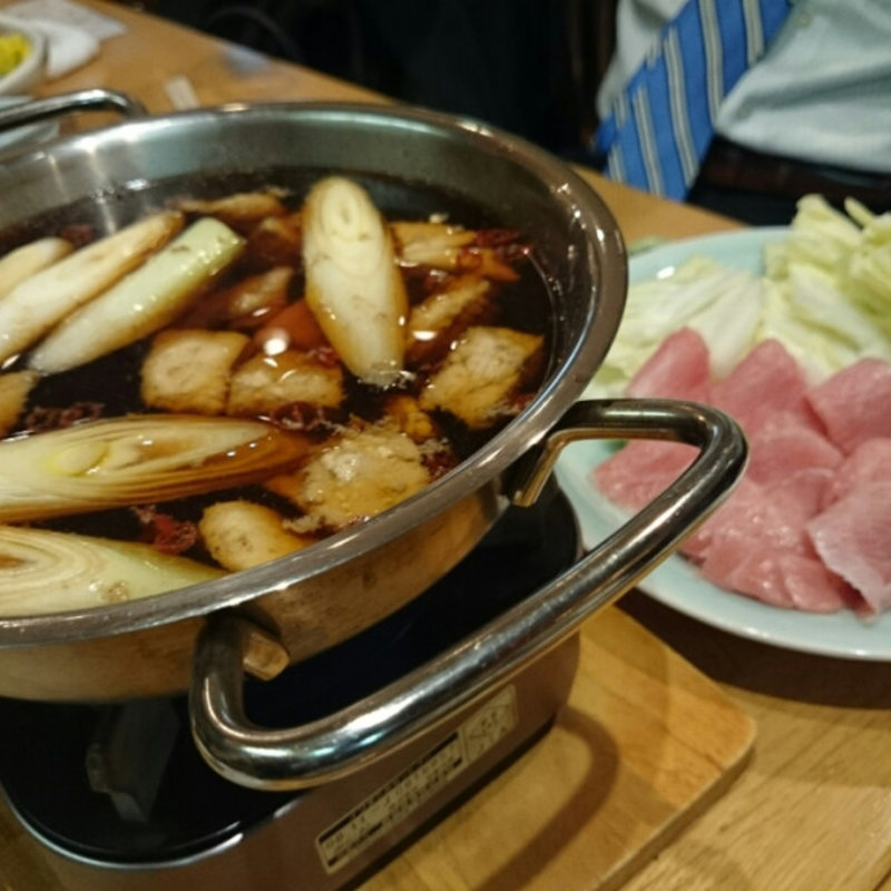 ピリ辛ねぎま鍋(七蔵 （ななくら）)