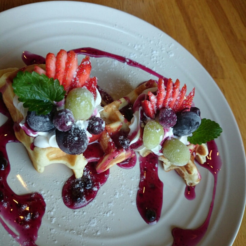 ベリーワッフル(木の実)