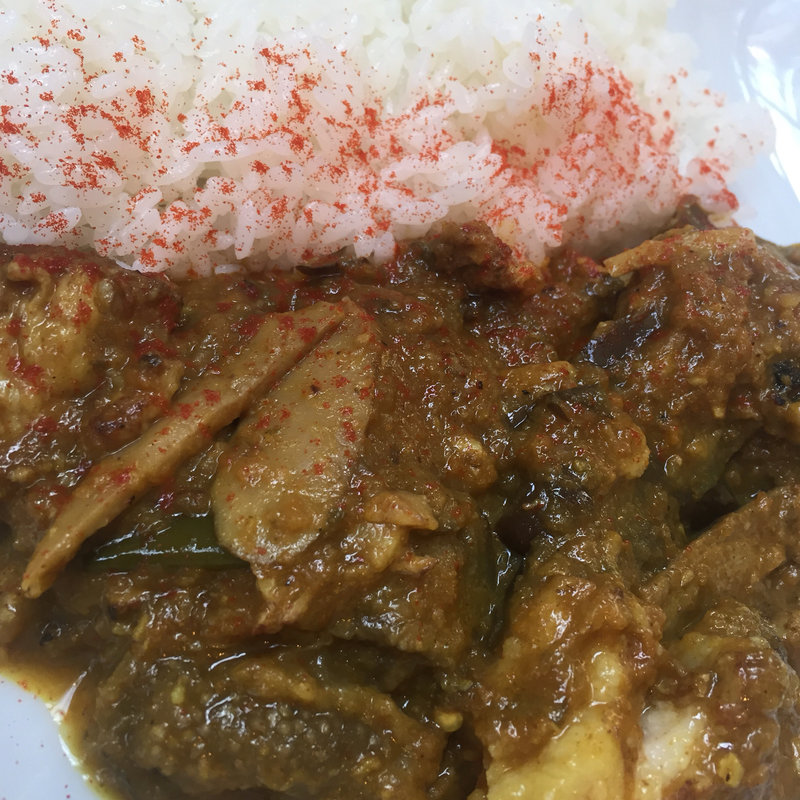 ポーク角煮カレー(uzna omom 原宿本店)