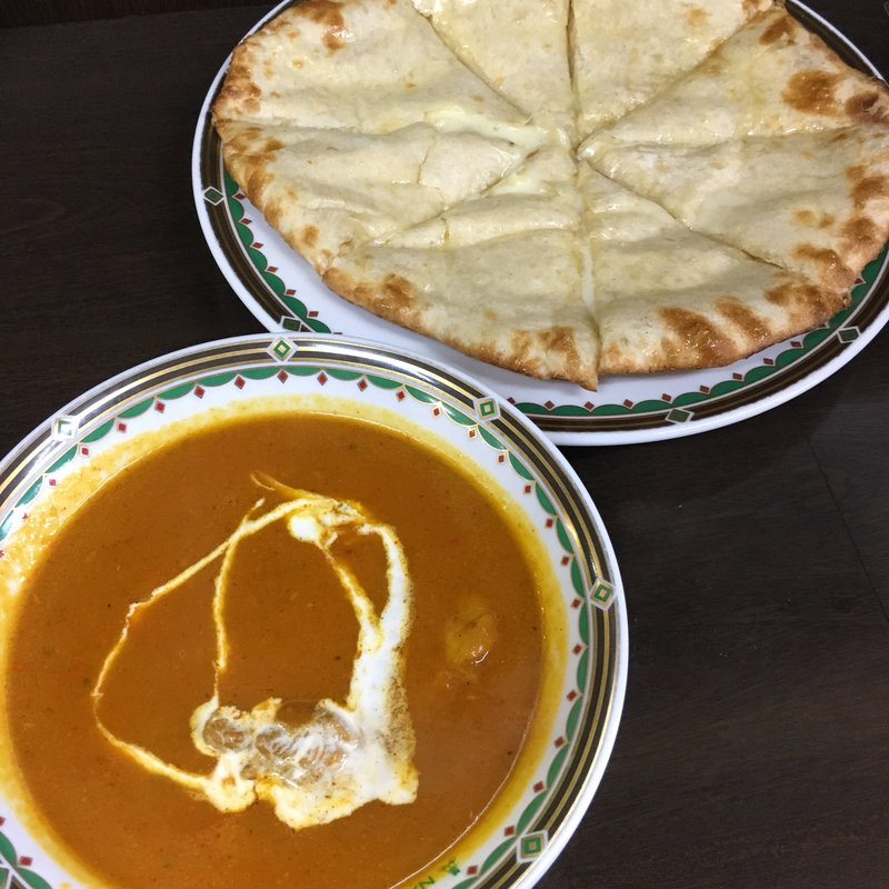 チキンカレー チーズナンセット(ナマステ)