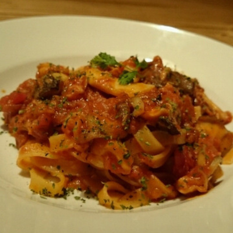 ツナとキノコのトマト生パスタ(ムラーノ カフェ)