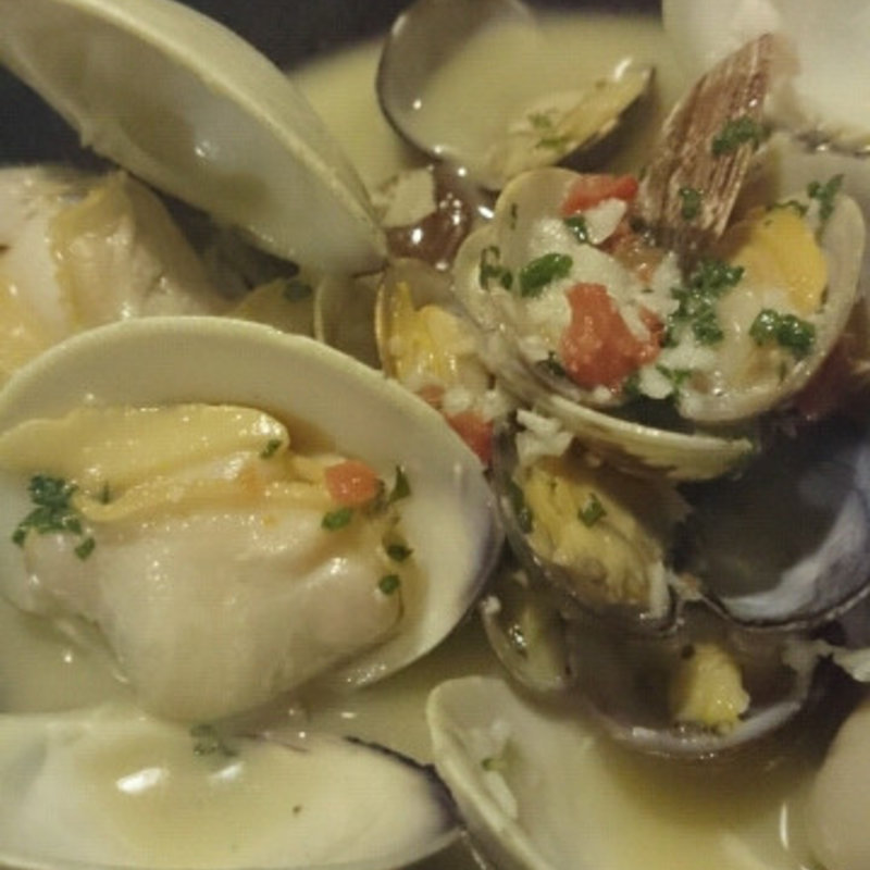 浅蜊と蛤のワイン蒸し(ZAPPA （ザッパ）)