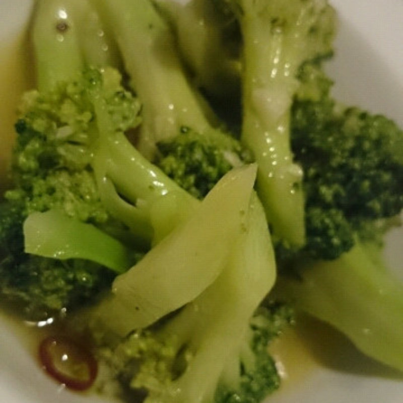 プロッコリーのアンチョビ炒め(ZAPPA （ザッパ）)