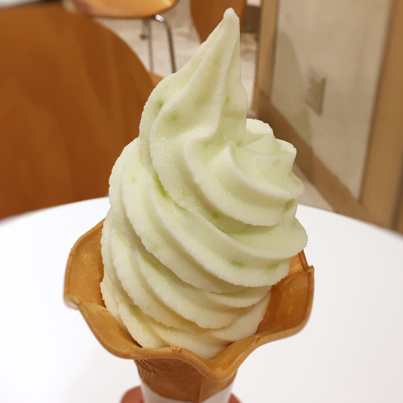 ずんだソフトクリーム(フォーシーズン パストリー )