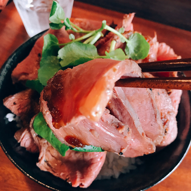 ローストビーフ丼(Yo-shoku OKADA （ヨウショク オカダ）)