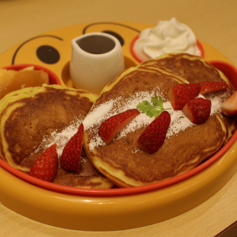 イチゴとプリンのキッズパンケーキ(Butter Premium ららぽーと横浜店)