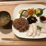 Aランチ(Cafeむすび)