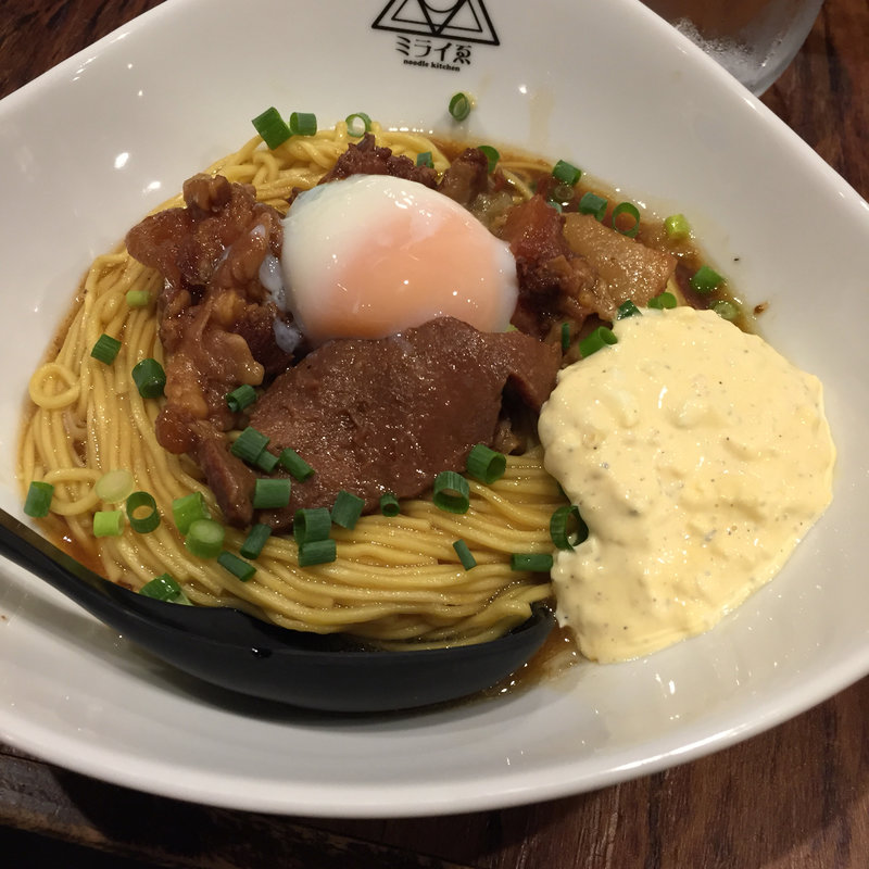 牛煮込みまぜそばW盛り(noodle kitchen ミライゑ)