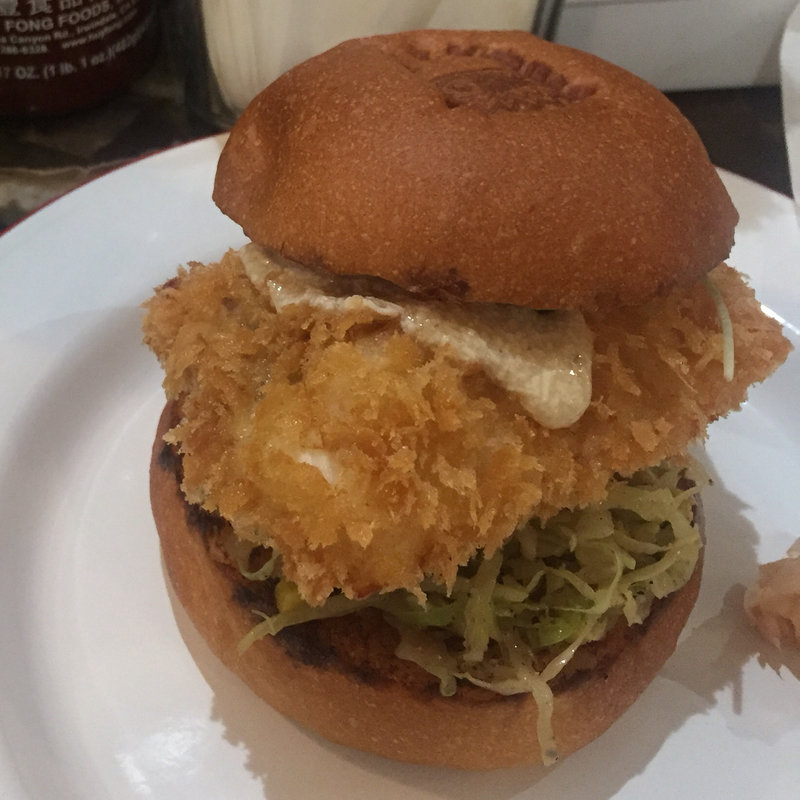 昆布〆フィッシュバーガー(デリファシャス)