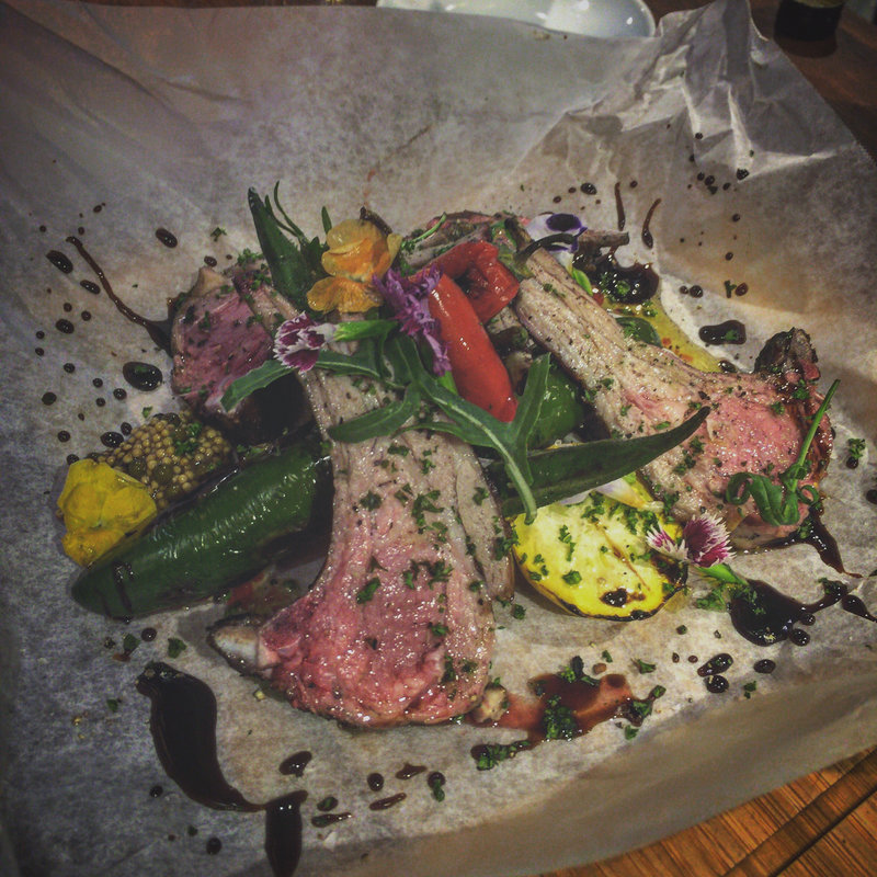 骨付きラム(eL MamBo 茅ヶ崎〜スペイン料理とワイン〜)