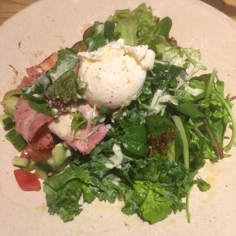 グリル野菜とベーコンエッグサラダ(LATTE GRAPHIC 自由が丘店)