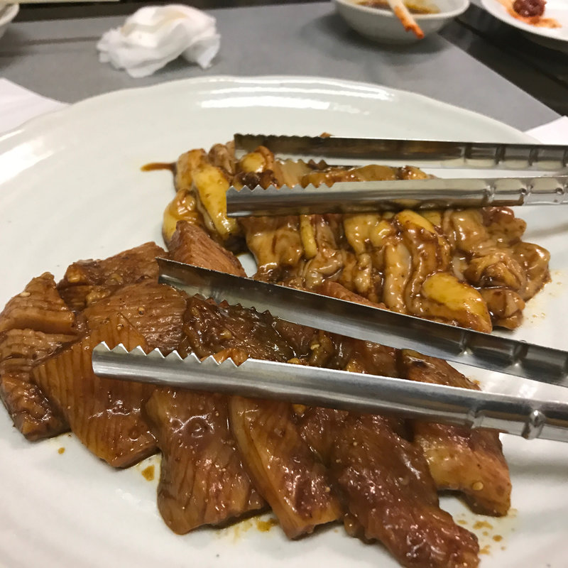 ホルモン(新鮮ほるもんＧＥＮ （シンセンホルモンゲン）)