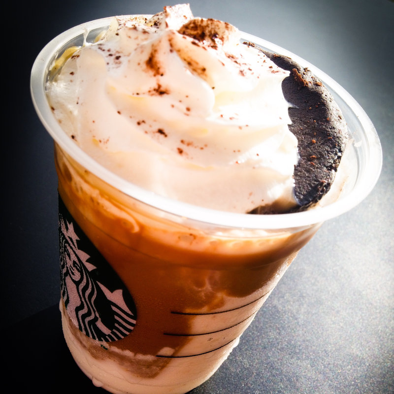 チョコレートケーキ トップ プラペチーノ withコーヒーショット(スターバックスコーヒー 福岡大濠公園店)