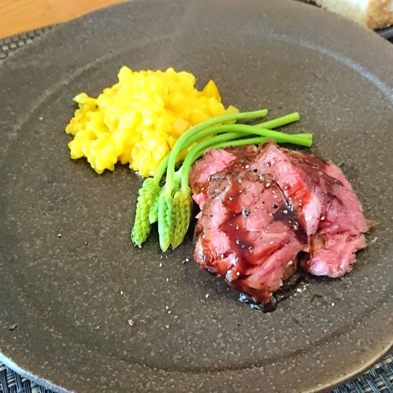 国産牛の内もも肉のソテー バルサミコ酢 (成城の食卓)